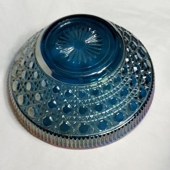 Iridescent "Windsor Blue Carnival" Glass Large Serving Decorative Bowl - Picture 2 of 11